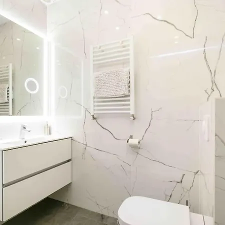 Triplex Rooftop - Parlement View & Jacuzzi * Budapeszt